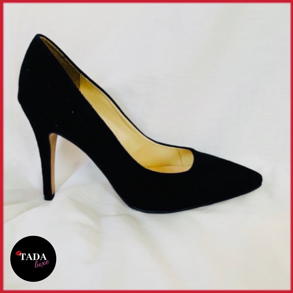 NEW. Black Suede Pumps. Size 7.5